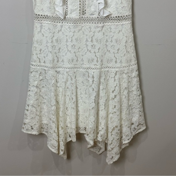 Miss Selfridge White Lace Dress Sleeveless Ruffle Hankerchief Hem - Picture 4 of 9